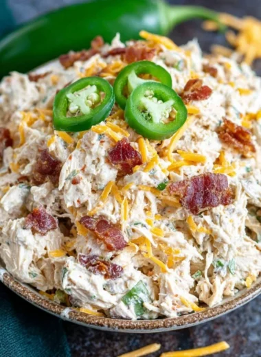 Delicious Jalapeno Popper Keto Chicken Salad served in a bowl
