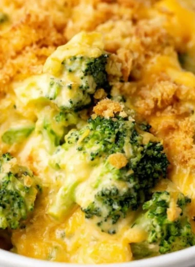 Delicious Velveeta broccoli casserole baked to perfection with cheese and broccoli.